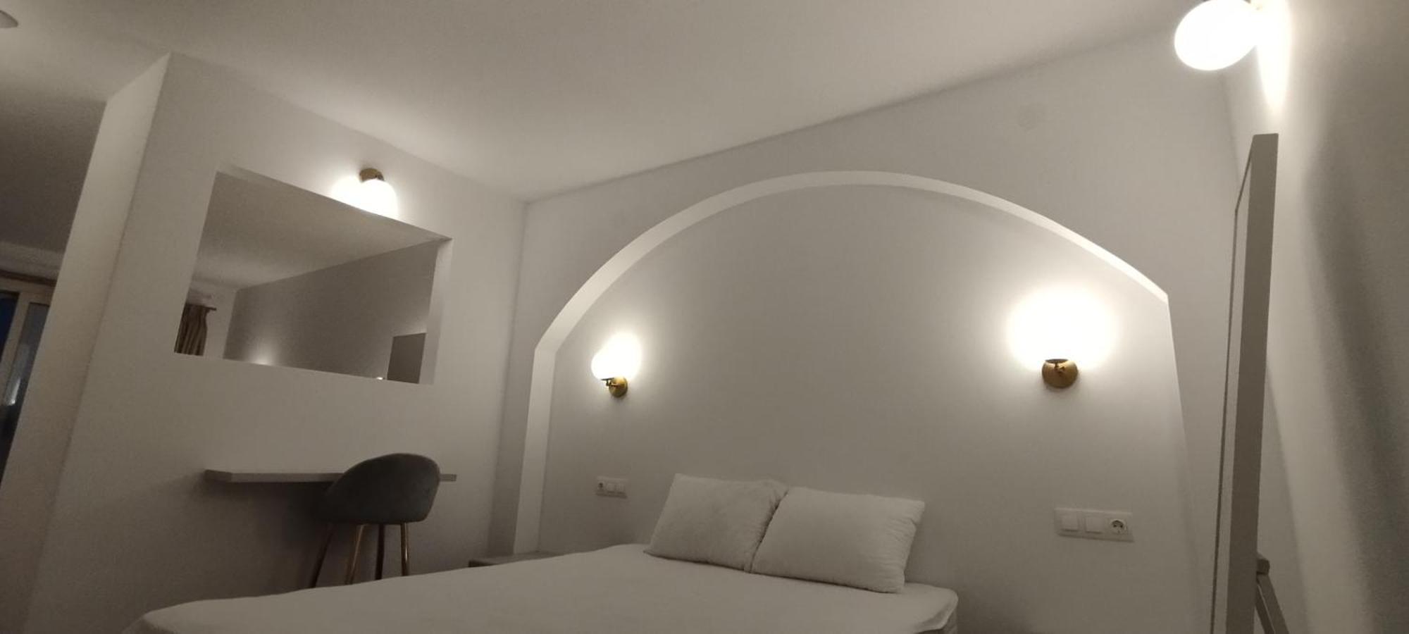 Nostos 호텔 파티티리 외부 사진